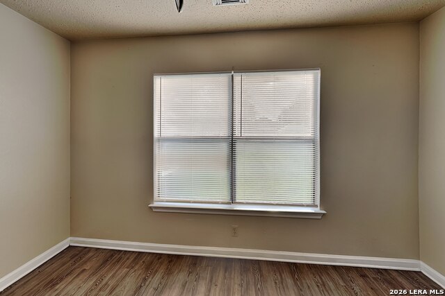 7511 Micron Drive Property Photo 4