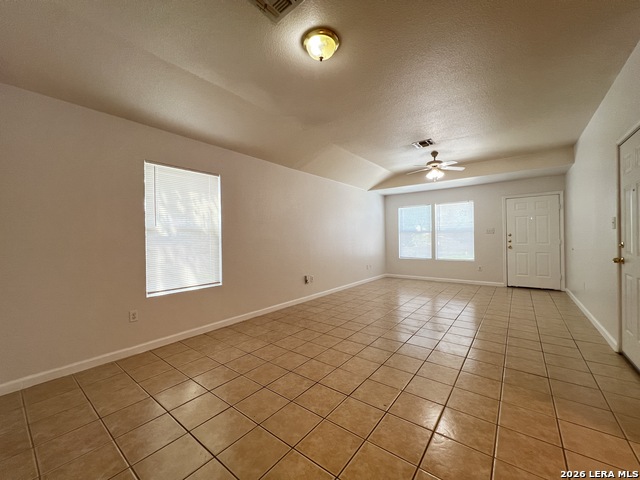 7302 Trail Xing Property Photo 3