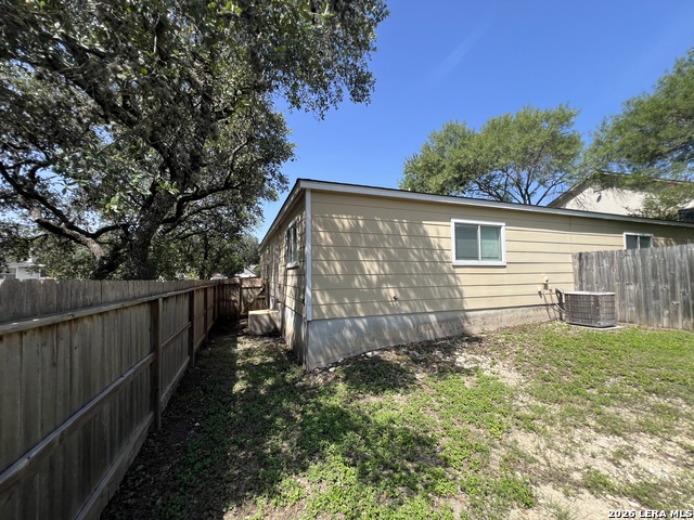 7302 Trail Xing Property Photo 18