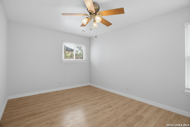 8315 Castle Creek Dr Property Photo 18