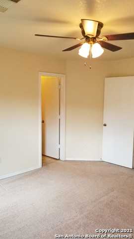 8010 Braes Run Property Photo 7