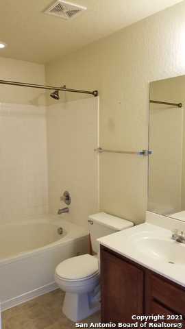 8010 Braes Run Property Photo 8