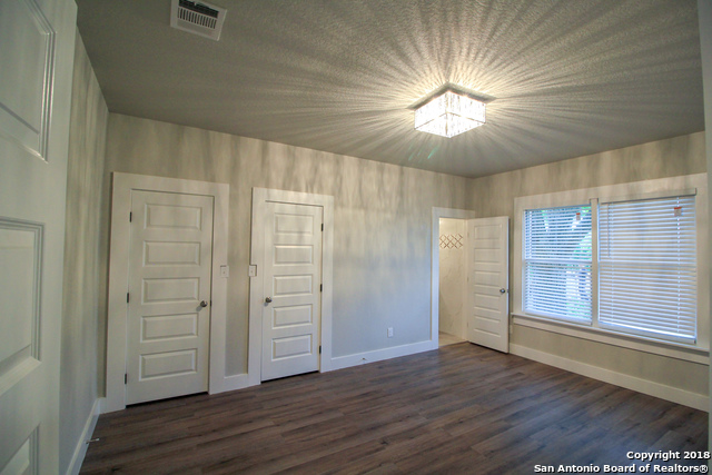 1138 Iowa St Property Photo 13