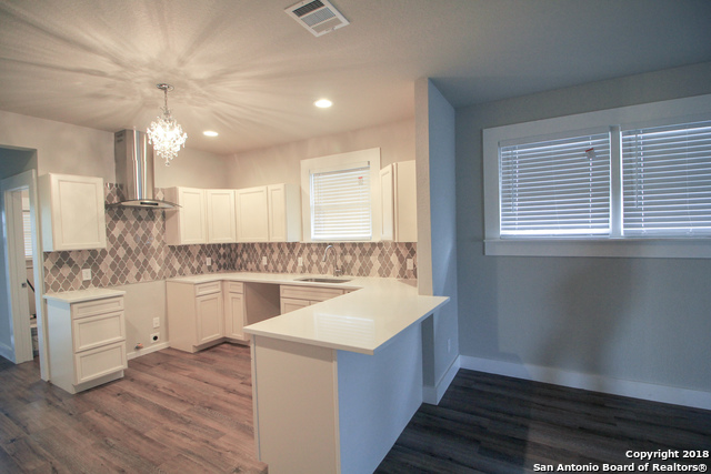 1138 Iowa St Property Photo 17