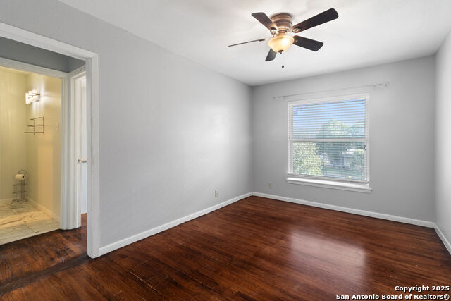 311 Karen Ln Property Photo 5