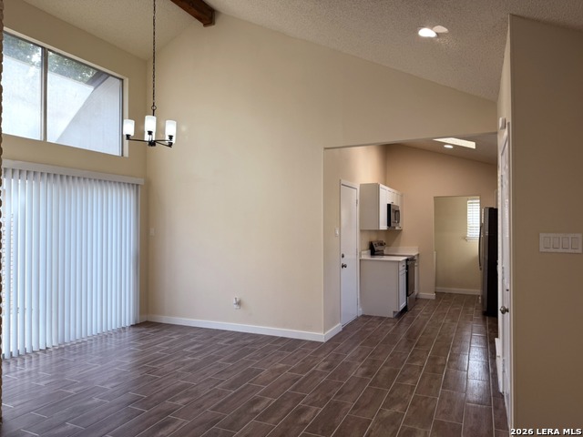 5754 Spring Night Property Photo 7