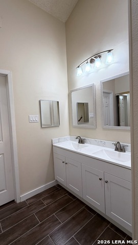 5754 Spring Night Property Photo 27