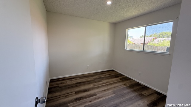 7418 Pipers Creek St Property Photo 7