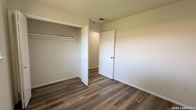 7418 Pipers Creek St Property Photo 8