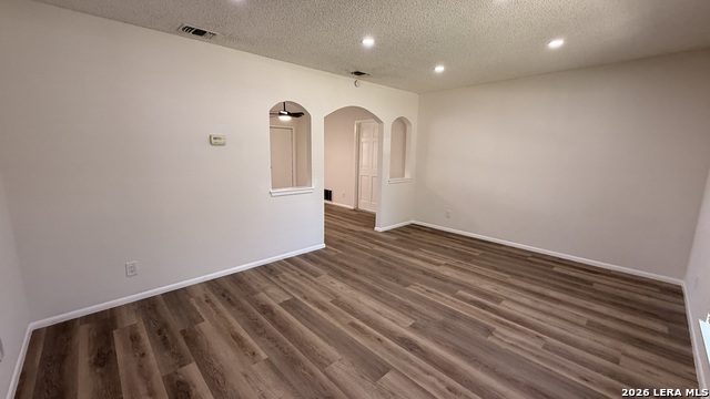 7418 Pipers Creek St Property Photo 15