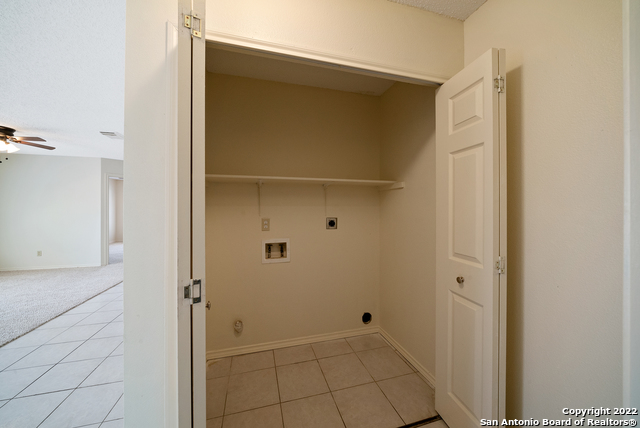 9643 Arcadia Crk Property Photo 13