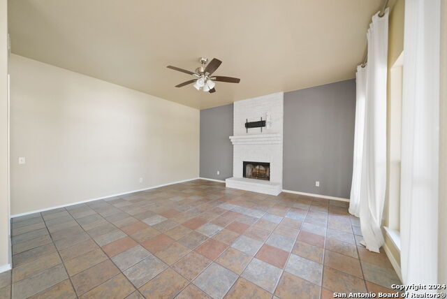 711 Arch Stone Property Photo 8