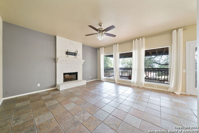 711 Arch Stone Property Photo 9