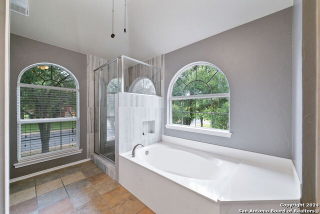 711 Arch Stone Property Photo 24
