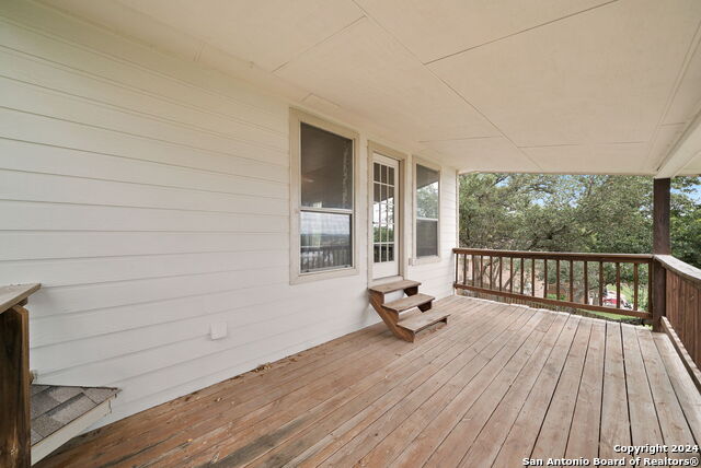 711 Arch Stone Property Photo 28