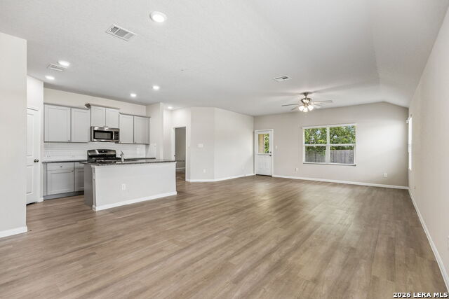 13131 Thyme Way Property Photo 10