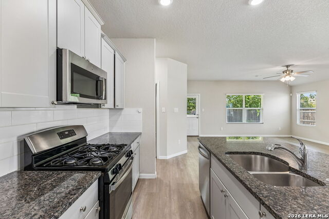 13131 Thyme Way Property Photo 20