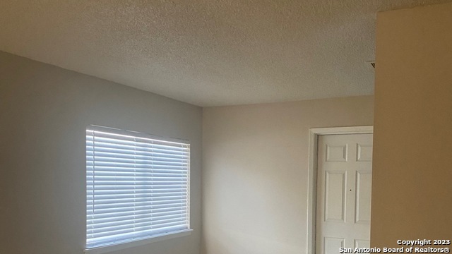 9410 Bowen Dr Property Photo 9