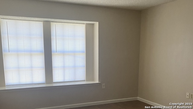 9410 Bowen Dr Property Photo 13