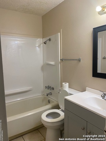 9410 Bowen Dr Property Photo 16