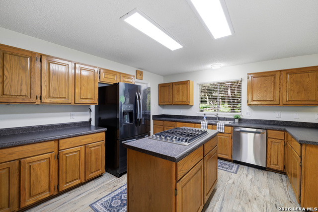 7443 Shady Hollow Ln Property Photo 11