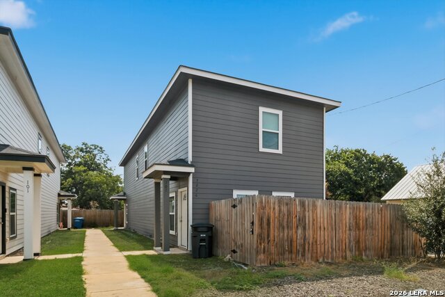 7226 Briar Pl Property Photo 1