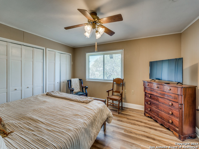 1660 Mciver Property Photo 13