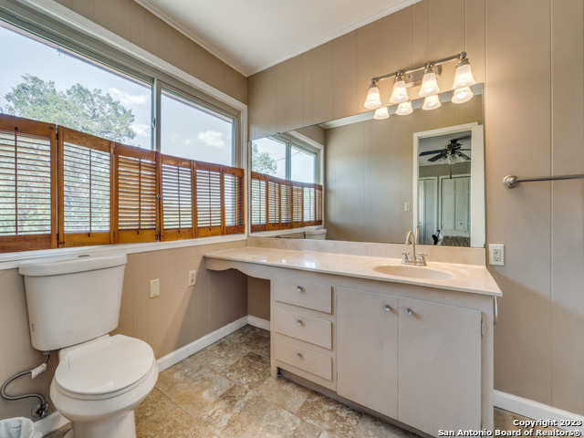 1660 Mciver Property Photo 15