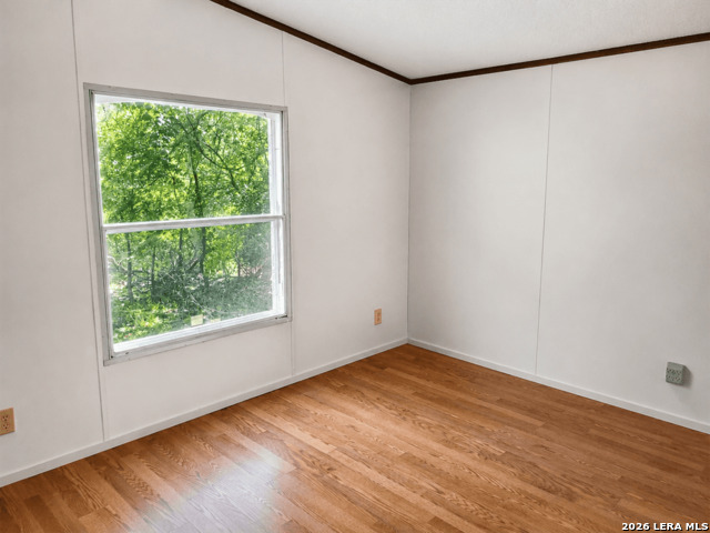 735 Horseshoe Track Property Photo 11