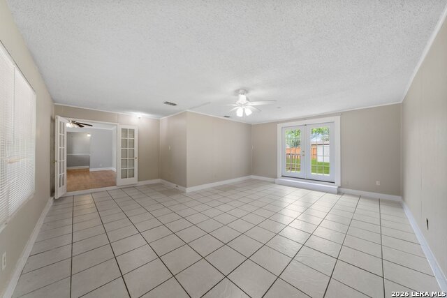 7422 Stonehouse Dr Property Photo 4