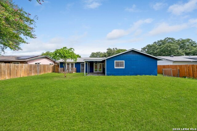 7422 Stonehouse Dr Property Photo 28