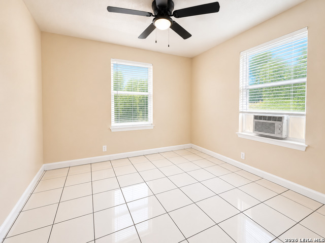 14424 Higgins Rd Property Photo 12