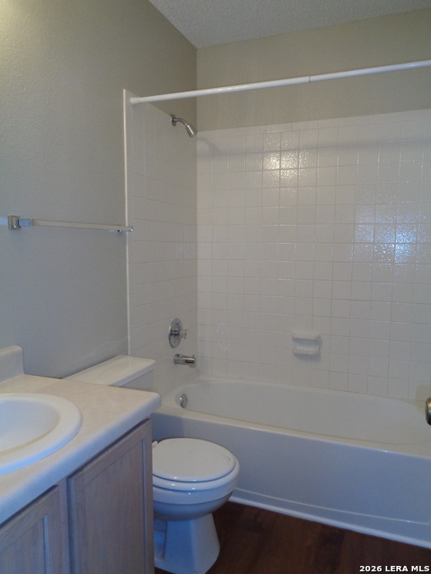 2303 Dalhart Pass Property Photo 3
