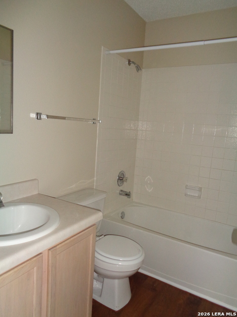 2303 Dalhart Pass Property Photo 5