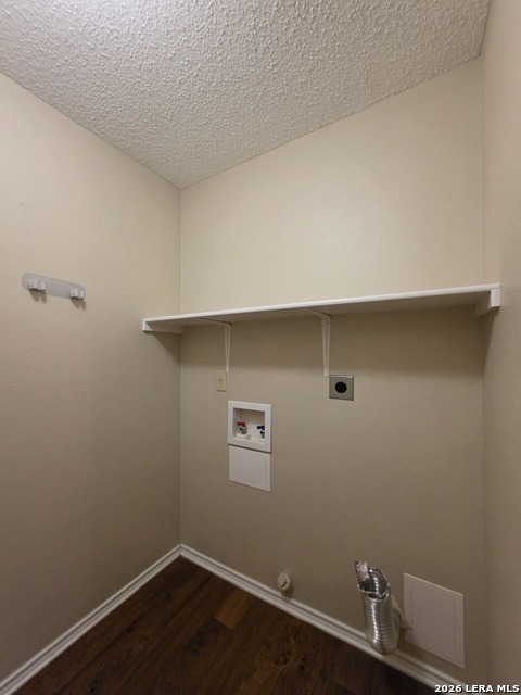 2303 Dalhart Pass Property Photo 9
