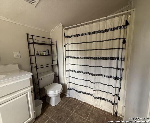 109 Bonham Property Photo 8