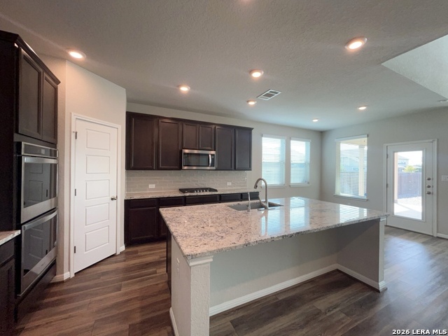19135 Garibaldi Way Property Photo 18