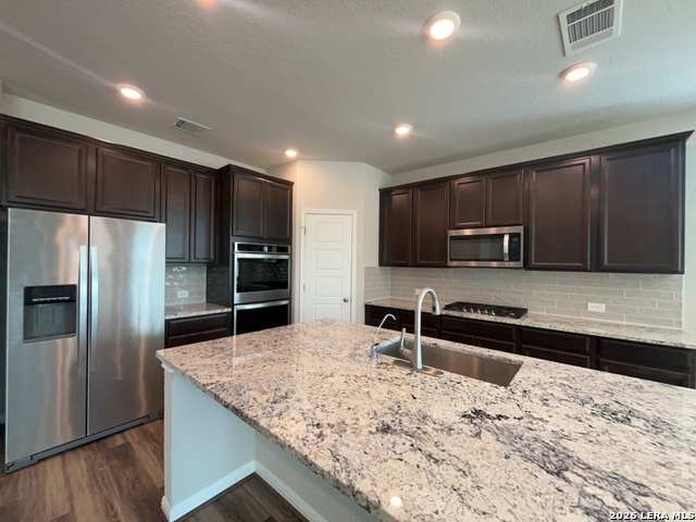 19135 Garibaldi Way Property Photo 19