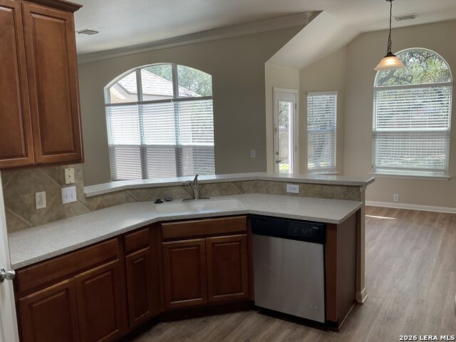 26111 Lookout Falls Property Photo 9