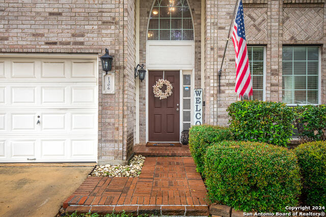 1306 Alpine Pond Property Photo 4