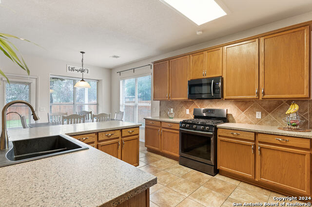 1306 Alpine Pond Property Photo 14