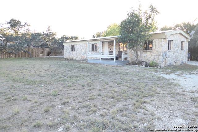 1884 Live Oak Property Photo 6