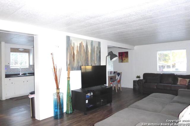 1884 Live Oak Property Photo 9
