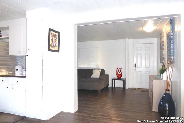 1884 Live Oak Property Photo 12