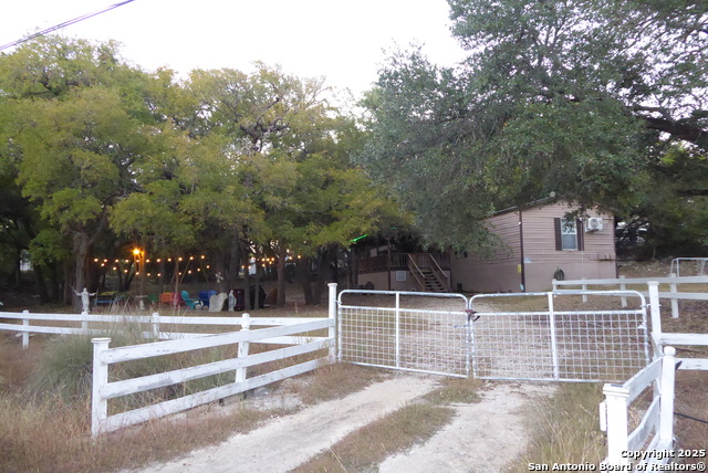 849 Tamarack Property Photo 11