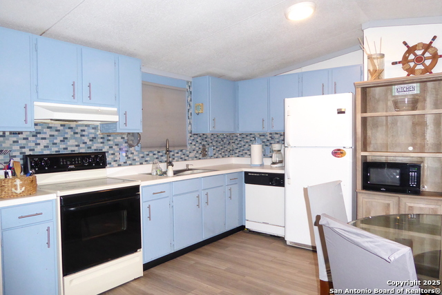 849 Tamarack Property Photo 19