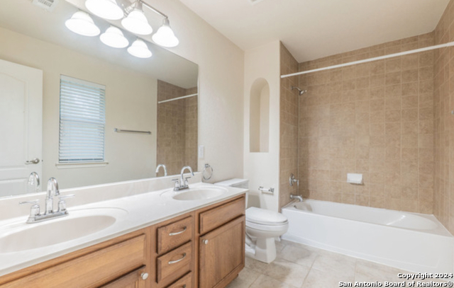 6214 W Jolie Property Photo 9