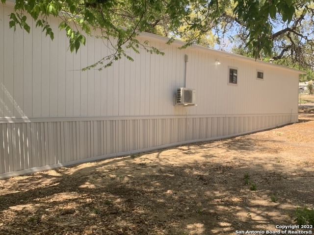 25315 Lynda Sue Dr Property Photo 8
