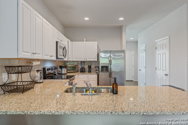 7627 Apex Landing Property Photo 7