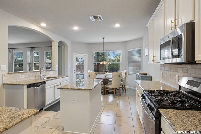 7110 Fort Bnd Property Photo 9